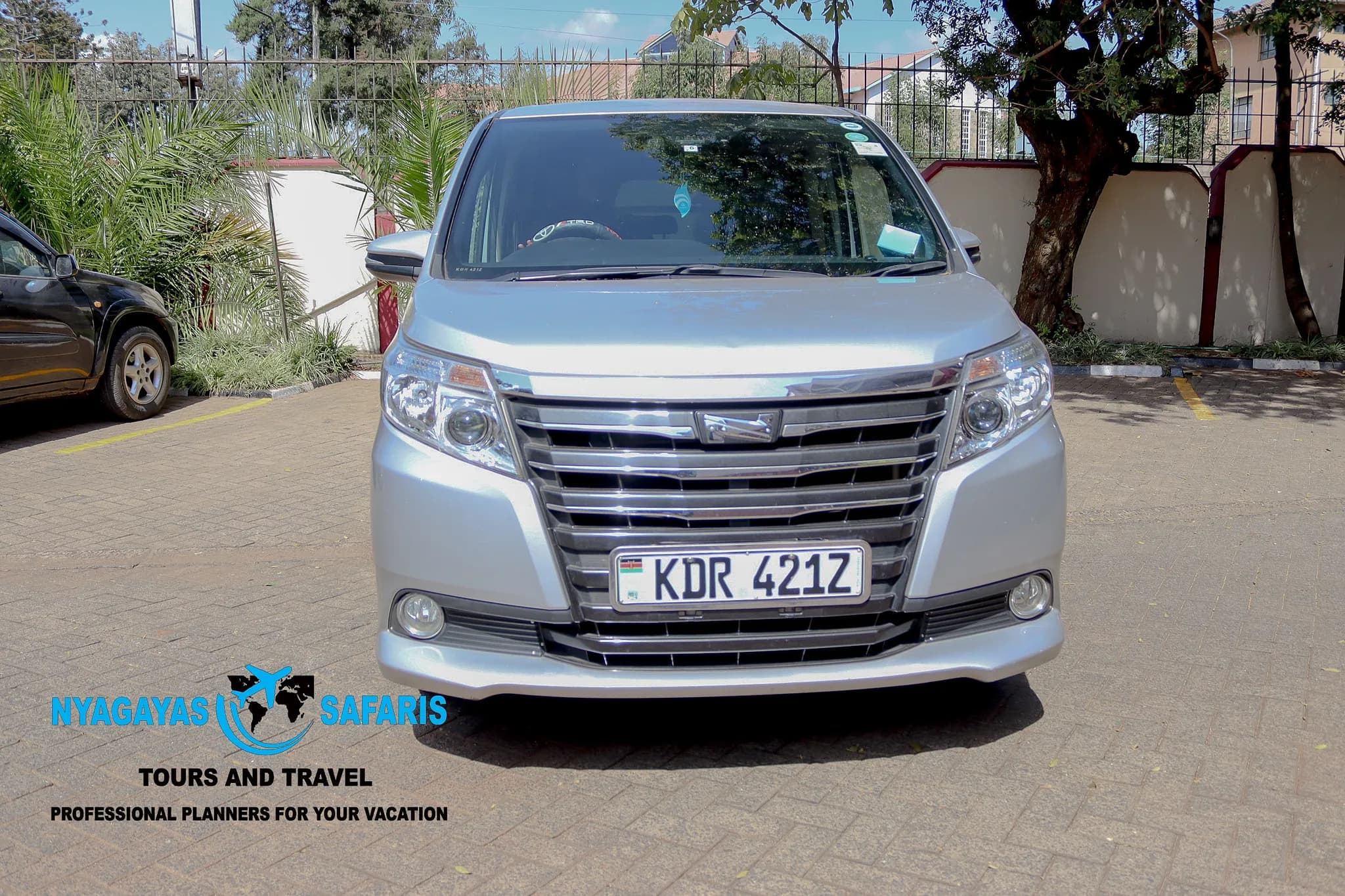 Toyota Noah — family vans transfer